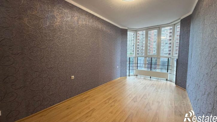 3-комн квартира Российская улица, 79/3 к2,  д. 79/3 к2