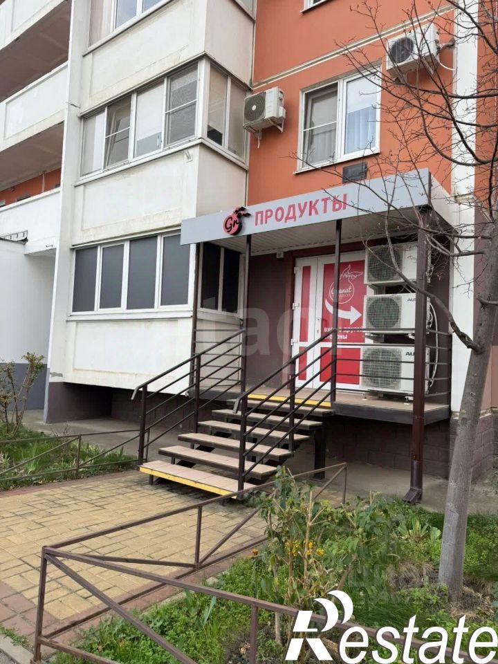 Купить торговое помещение за 17 935 200 рублей на улица Котлярова, 27