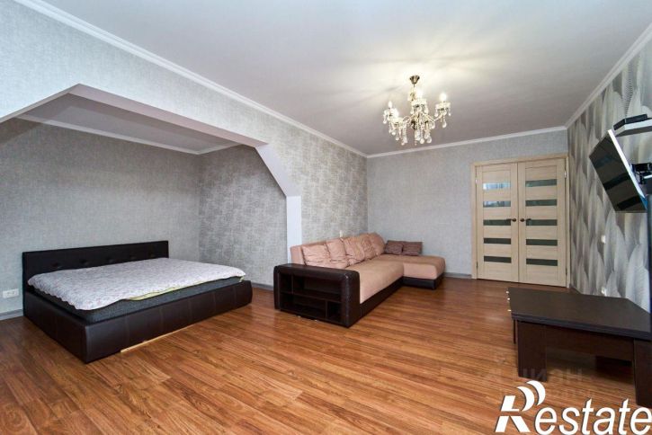4-комн квартира улица 70 лет Октября, 34,  д. 34