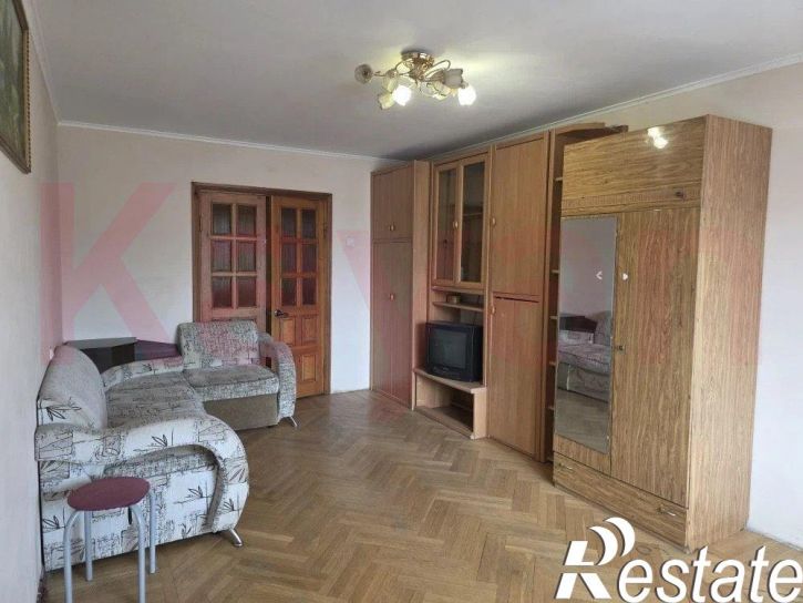 4-комн квартира им. 40-летия Победы ул.