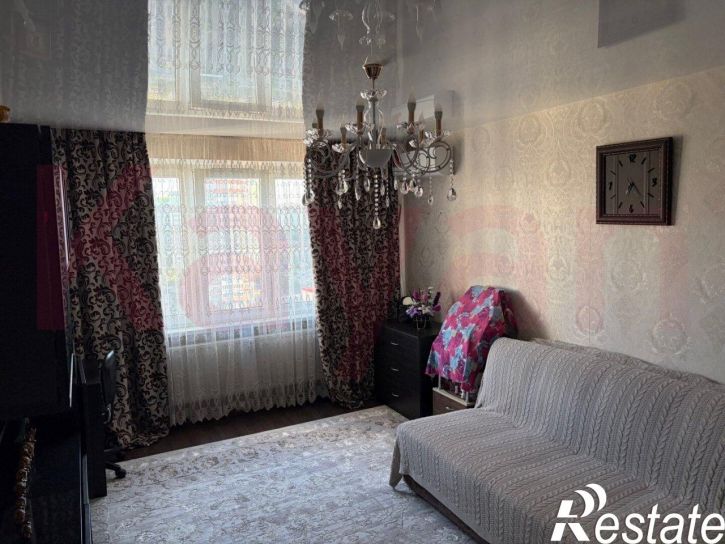 2-комн квартира им. Генерала Трошева ул.