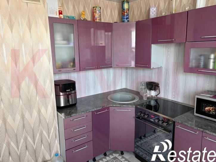 2-комн квартира им. Генерала Трошева ул.