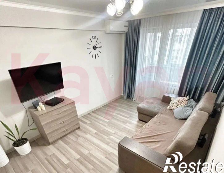 2-комн квартира им. Селезнева ул.