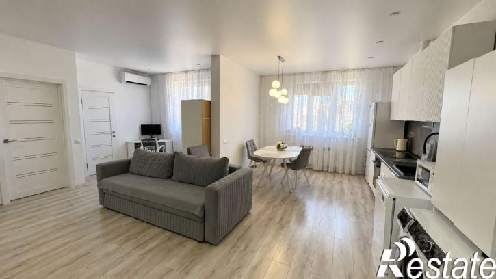 3-комн квартира микрорайон Любимово, 7к1