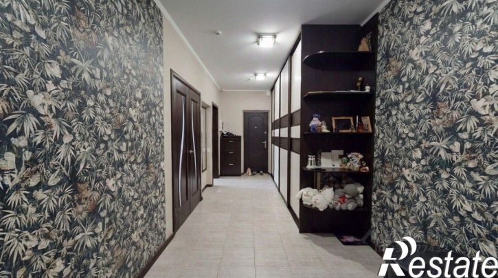 3-комн квартира улица Достоевского, 84/1,  д. 84/1
