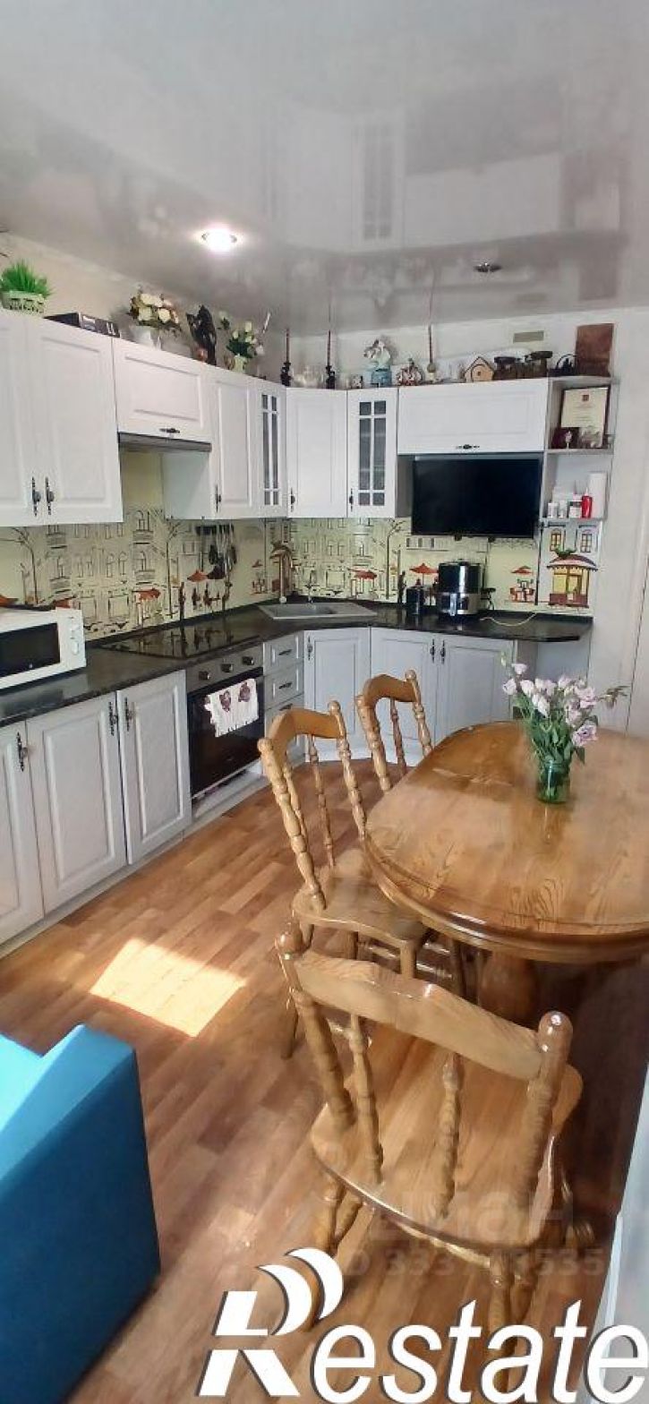 3-комн квартира улица Генерала Трошева, 17,  д. 17