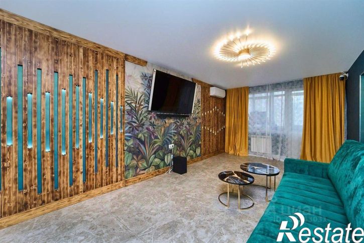 3-комн квартира улица 70 лет Октября, 24,  д. 24