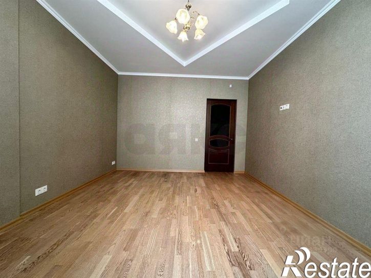 3-комн квартира Брянская улица, 49,  д. 49