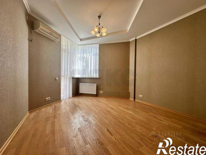3-комн квартира Брянская улица, 49,  д. 49