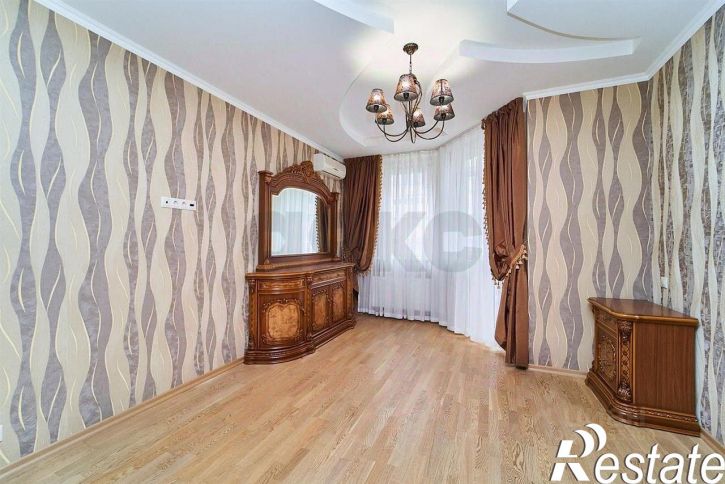 3-комн квартира Брянская улица, 49,  д. 49