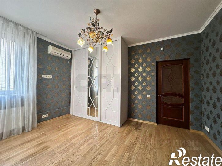 3-комн квартира Брянская улица, 49,  д. 49