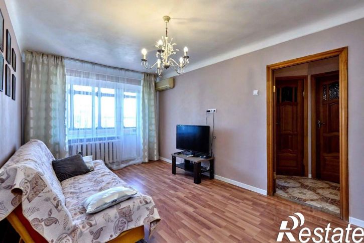 3-комн квартира улица Гаврилова, 93,  д. 93