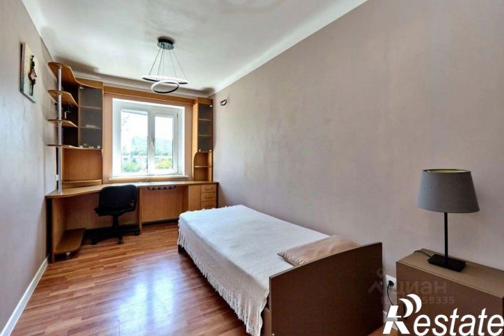 3-комн квартира улица Гаврилова, 93,  д. 93