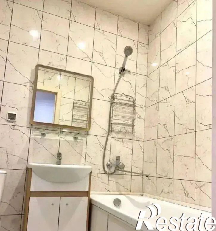3-комн квартира улица Благоева, 29 к1,  д. 29 к1
