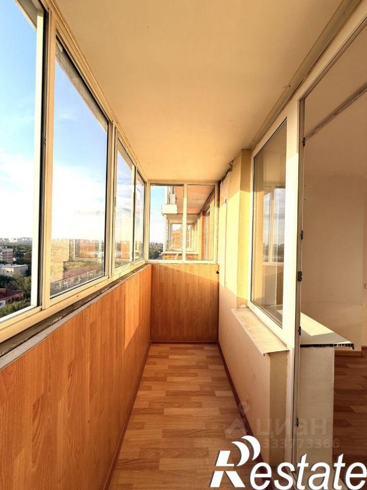 3-комн квартира улица Дзержинского, 54/14,  д. 54/14
