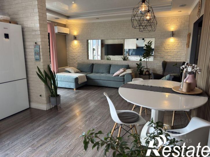 3-комн квартира Линейная улица, 23,  д. 23