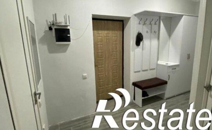 2-комн квартира улица Генерала Петрова, 33,  д. 33