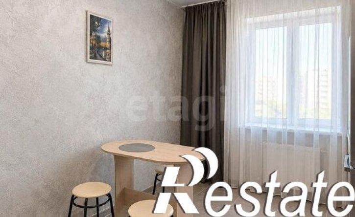 3-комн квартира улица Лётчика Позднякова, 2 к13,  д. 2 к13