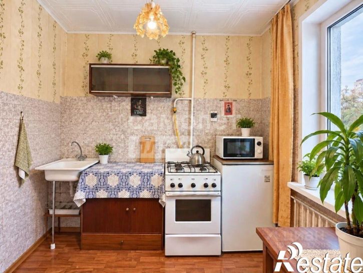 2-комн квартира Тепличная улица, 54,  д. 54