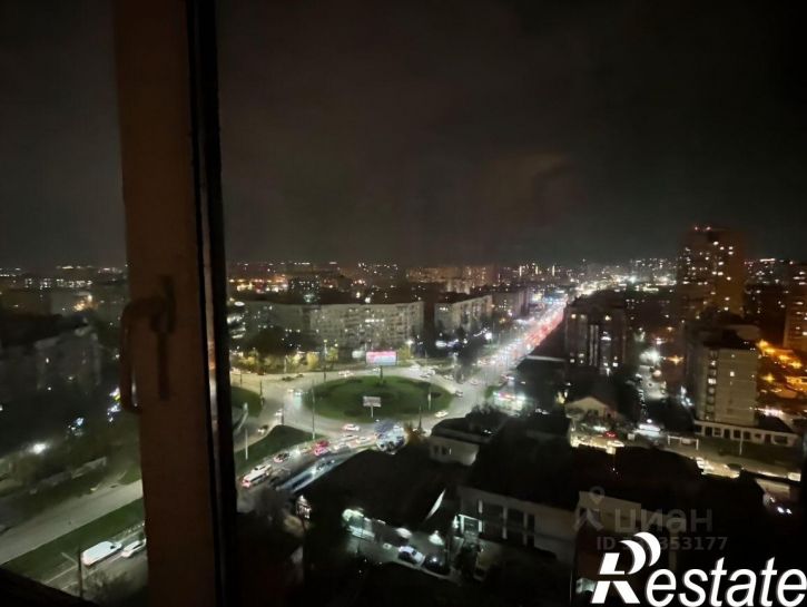 4-комн квартира улица Достоевского, 84/1,  д. 84/1