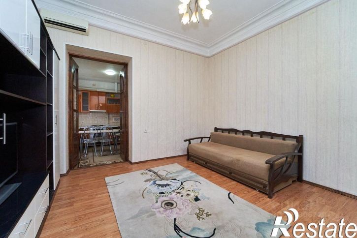 2-комн квартира улица Коммунаров, 72,  д. 72