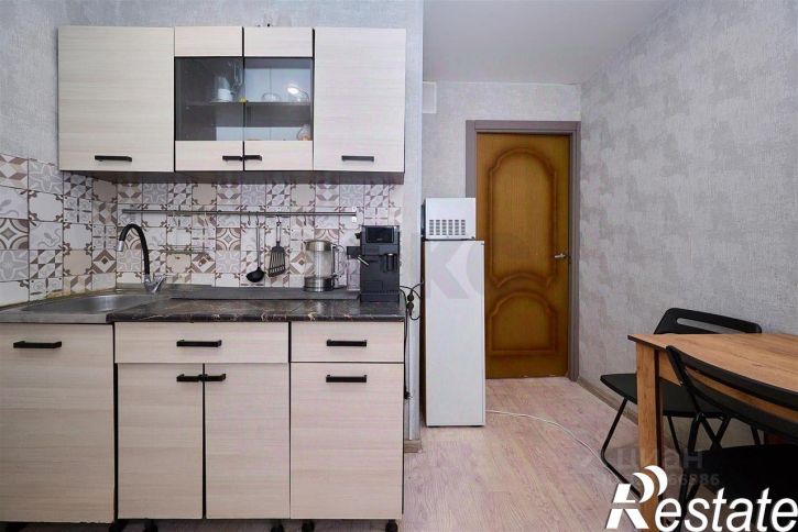 2-комн квартира улица Думенко, 12,  д. 12