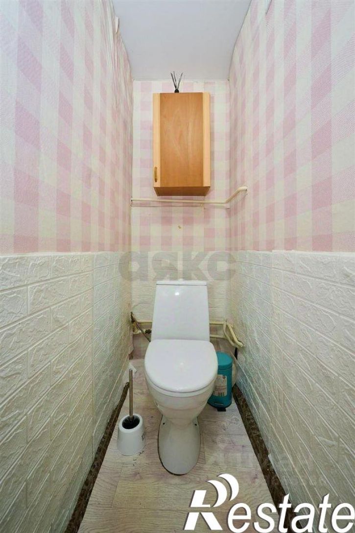 2-комн квартира улица Думенко, 12,  д. 12