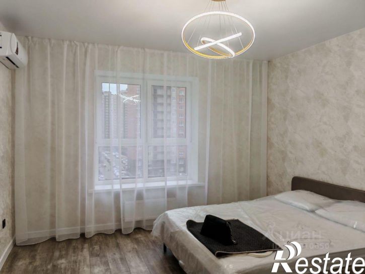 2-комн квартира улица имени Героя Николая Шевелёва, 15,  д. 15