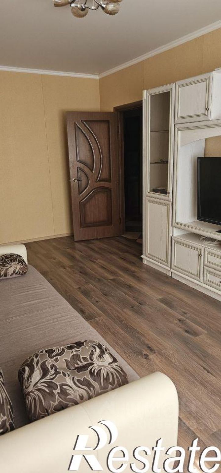 2-комн квартира улица Симиренко, 37 к2,  д. 37 к2