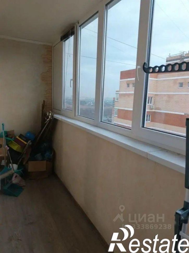 1-комн квартира улица Гидростроителей, 63,  д. 63