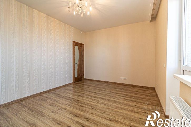 3-комн квартира улица Памяти Чернобыльцев, 8,  д. 8