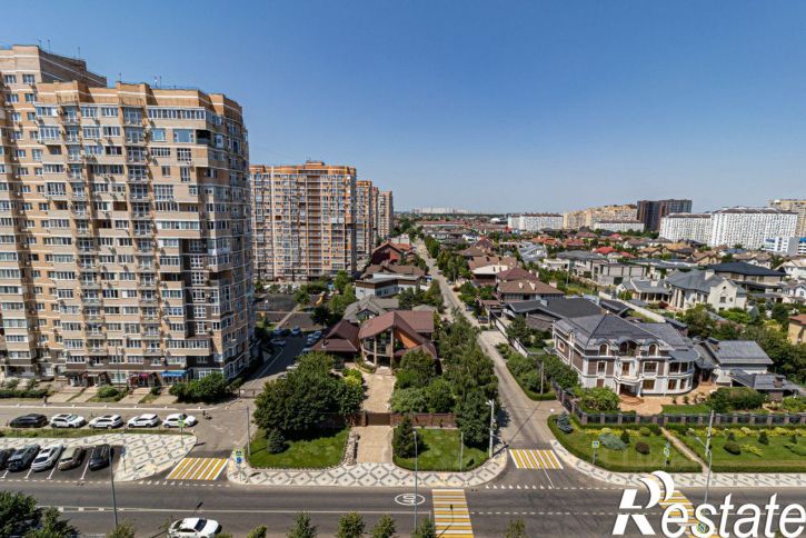 3-комн квартира улица Памяти Чернобыльцев, 8,  д. 8
