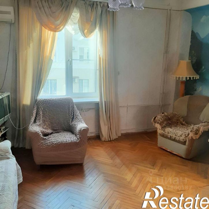 3-комн квартира улица Захарова, 43,  д. 43