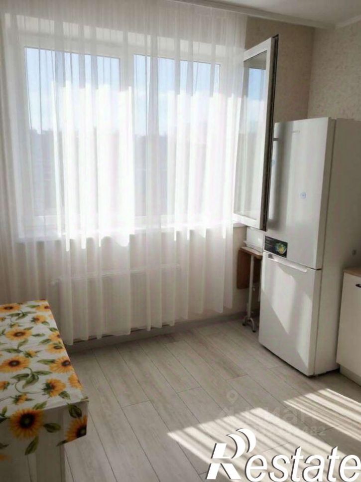 2-комн квартира улица Лётчика Позднякова, 2 к7,  д. 2 к7