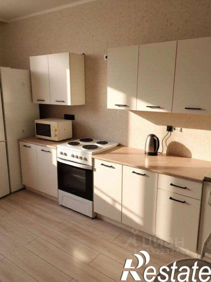 2-комн квартира улица Лётчика Позднякова, 2 к7,  д. 2 к7