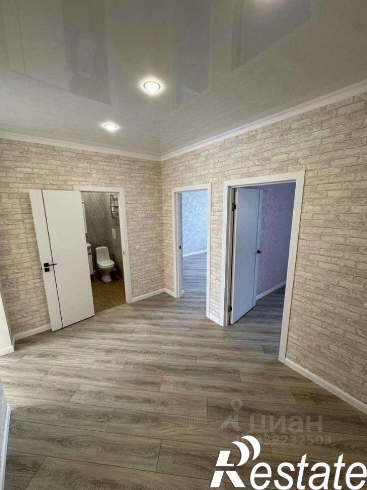 2-комн квартира улица Лётчика Позднякова, 2 к7,  д. 2 к7