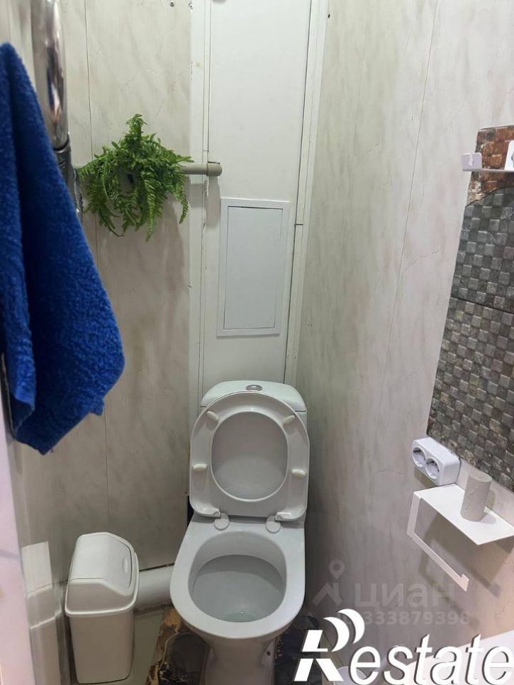 2-комн квартира улица Лётчика Позднякова, 2 к11,  д. 2 к11