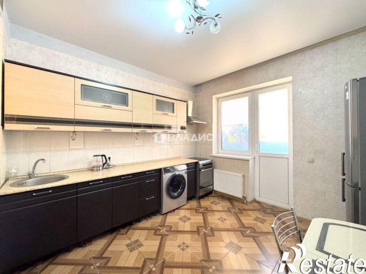 2-комн квартира улица Архитектора Петина, 12,  д. 12