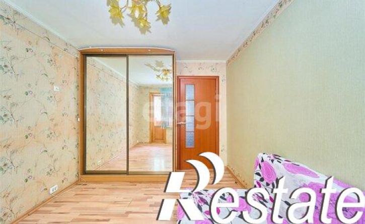 3-комн квартира улица Гидростроителей, 37,  д. 37