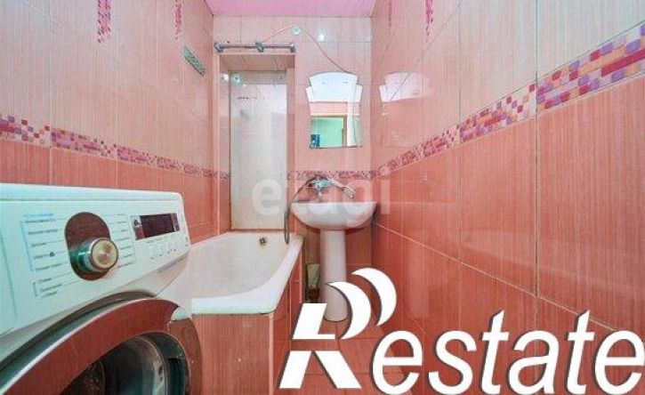 3-комн квартира улица Гидростроителей, 37,  д. 37