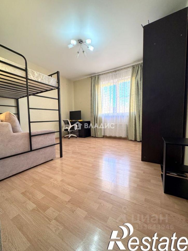 2-комн квартира улица Архитектора Петина, 12,  д. 12