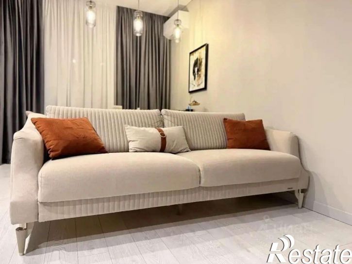 3-комн квартира улица Петра Метальникова, 40,  д. 40