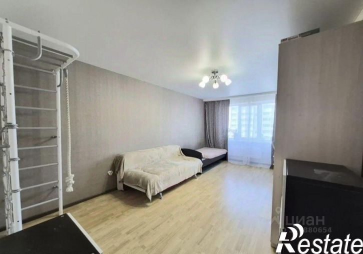 3-комн квартира улица Карякина, 22,  д. 22