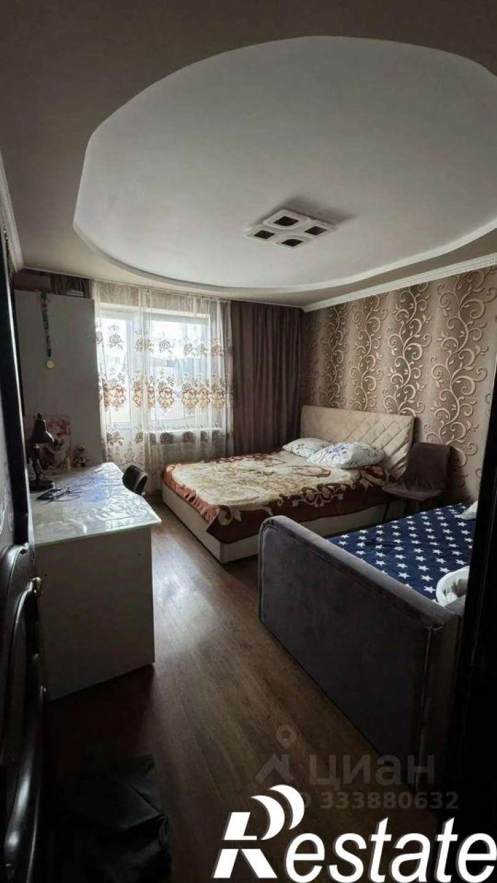 3-комн квартира улица Карякина, 22,  д. 22