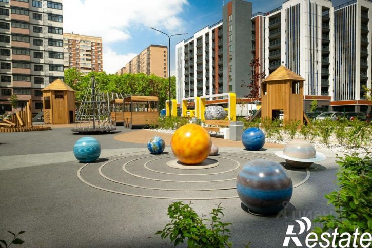 3-комн квартира в новом доме улица Героев-Разведчиков, 11,  д. 11