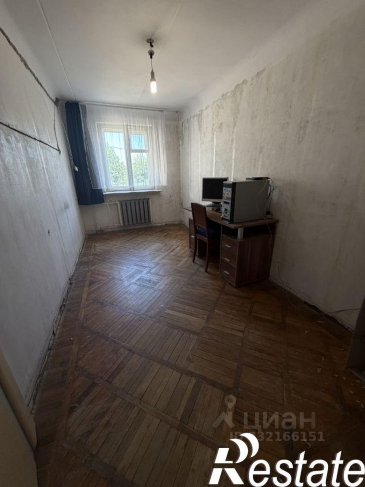 3-комн квартира Лазурная улица, 68,  д. 68