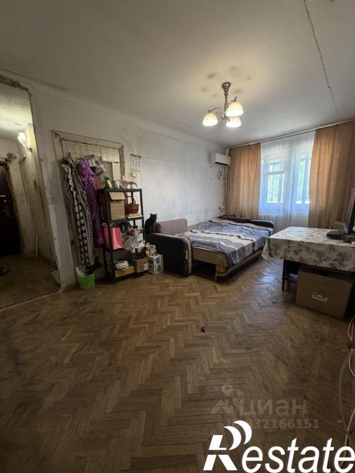 3-комн квартира Лазурная улица, 68,  д. 68