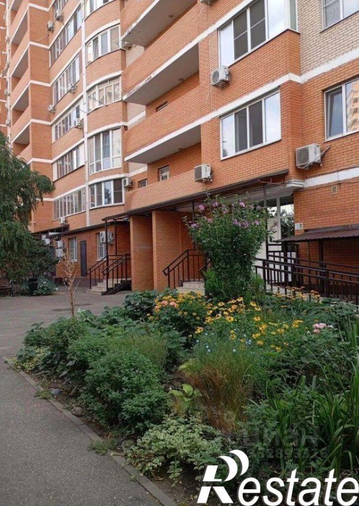 2-комн квартира улица 70 лет Октября, 1/1,  д. 1/1