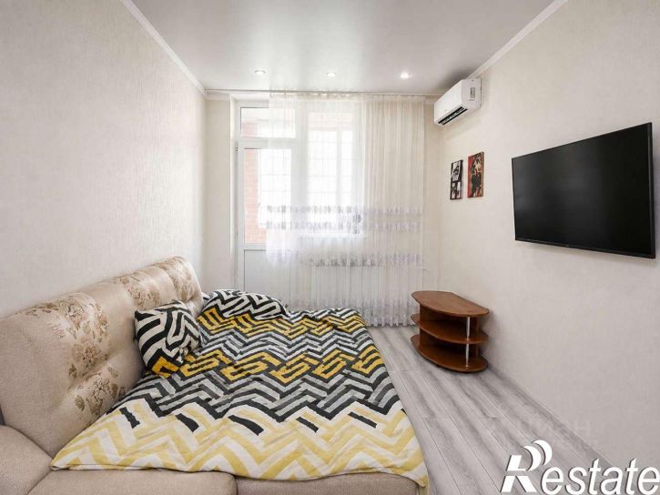 2-комн квартира улица Цезаря Куникова, 18 к9,  д. 18 к9