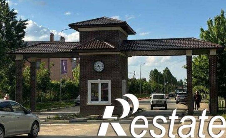 3-комн квартира улица Лётчика Позднякова, 2 к6,  д. 2 к6